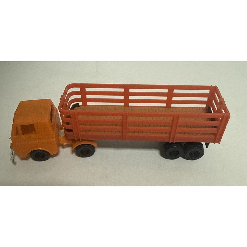 Tyco HO Gauge 1/87 Semi Stake Truck 1970's Small Scale Model 4.5" by 1.2” VTG
